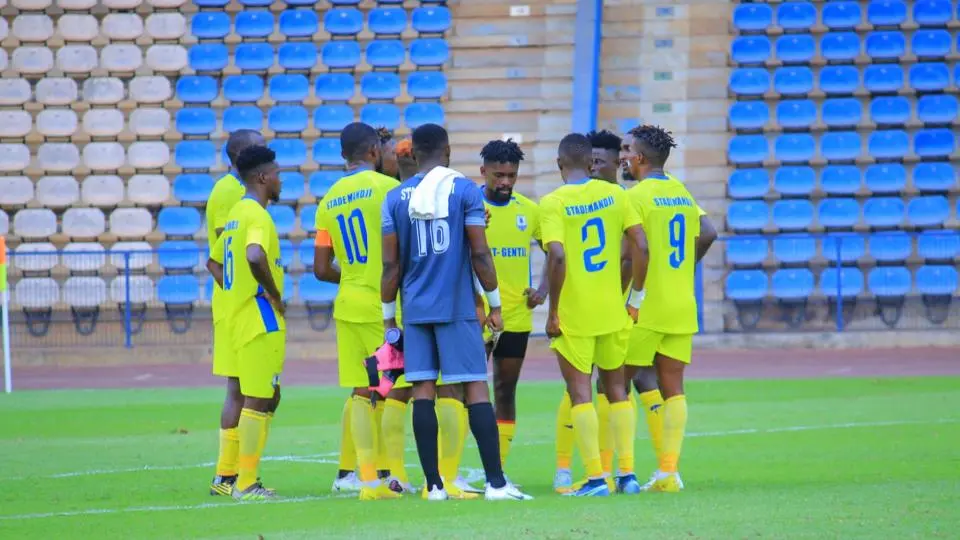 Lire la suite à propos de l’article National foot 1: Stade Mandji leader, CF Mounana à la peine